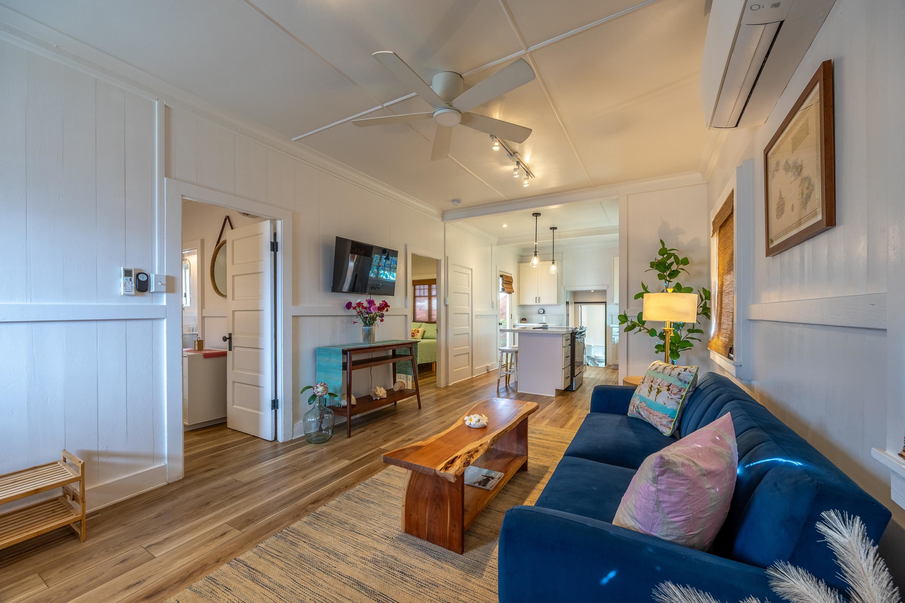 2126  Vineyard St Wailuku Town, Wailuku home - photo 7 of 47