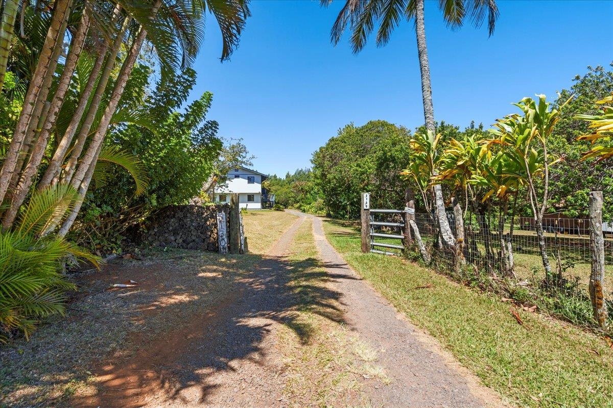 2130  Kauhikoa Rd Kauhikoa, Haiku home - photo 36 of 43