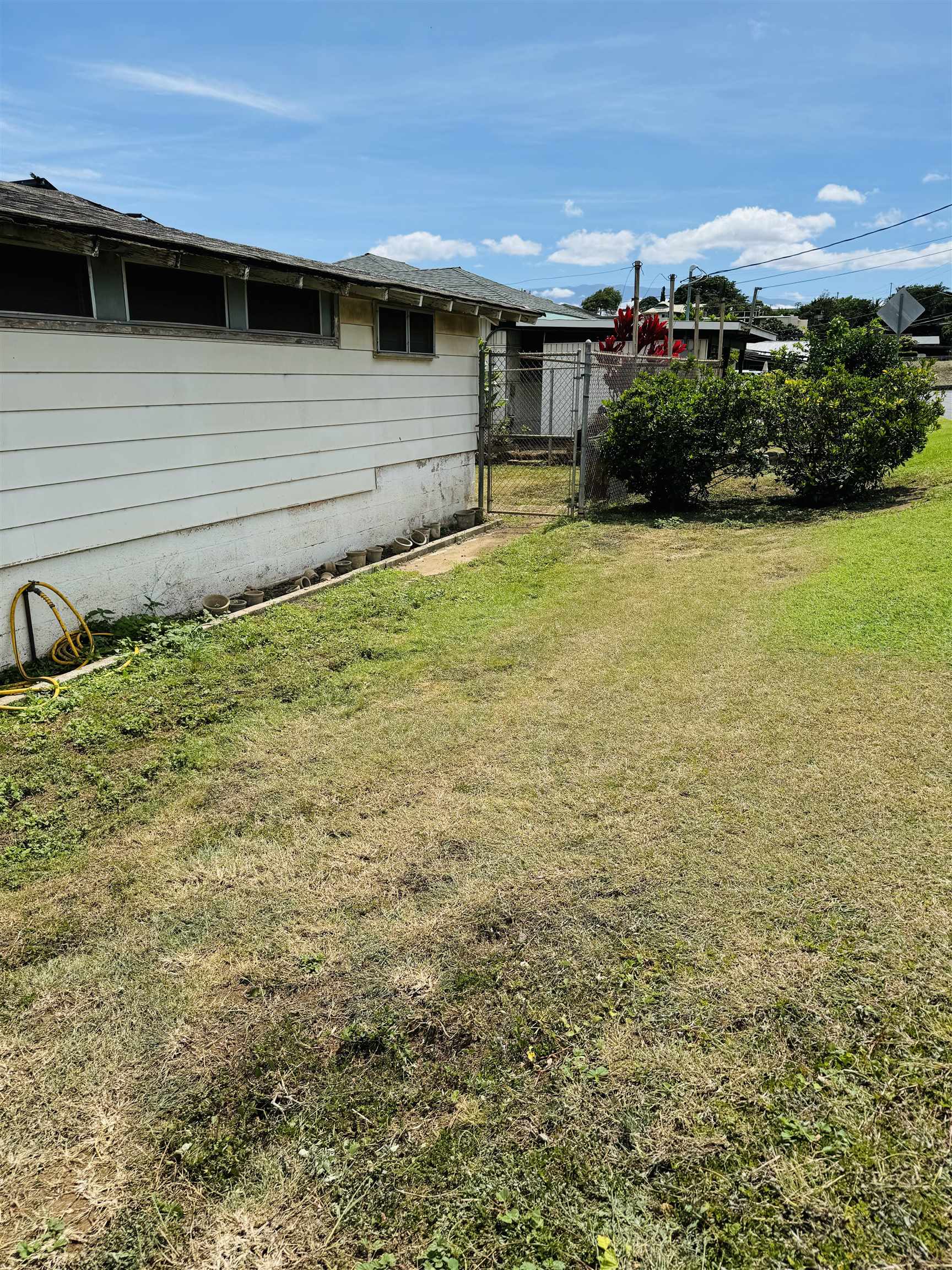 2131  Kuamo'o Pl , Wailuku home - photo 34 of 43