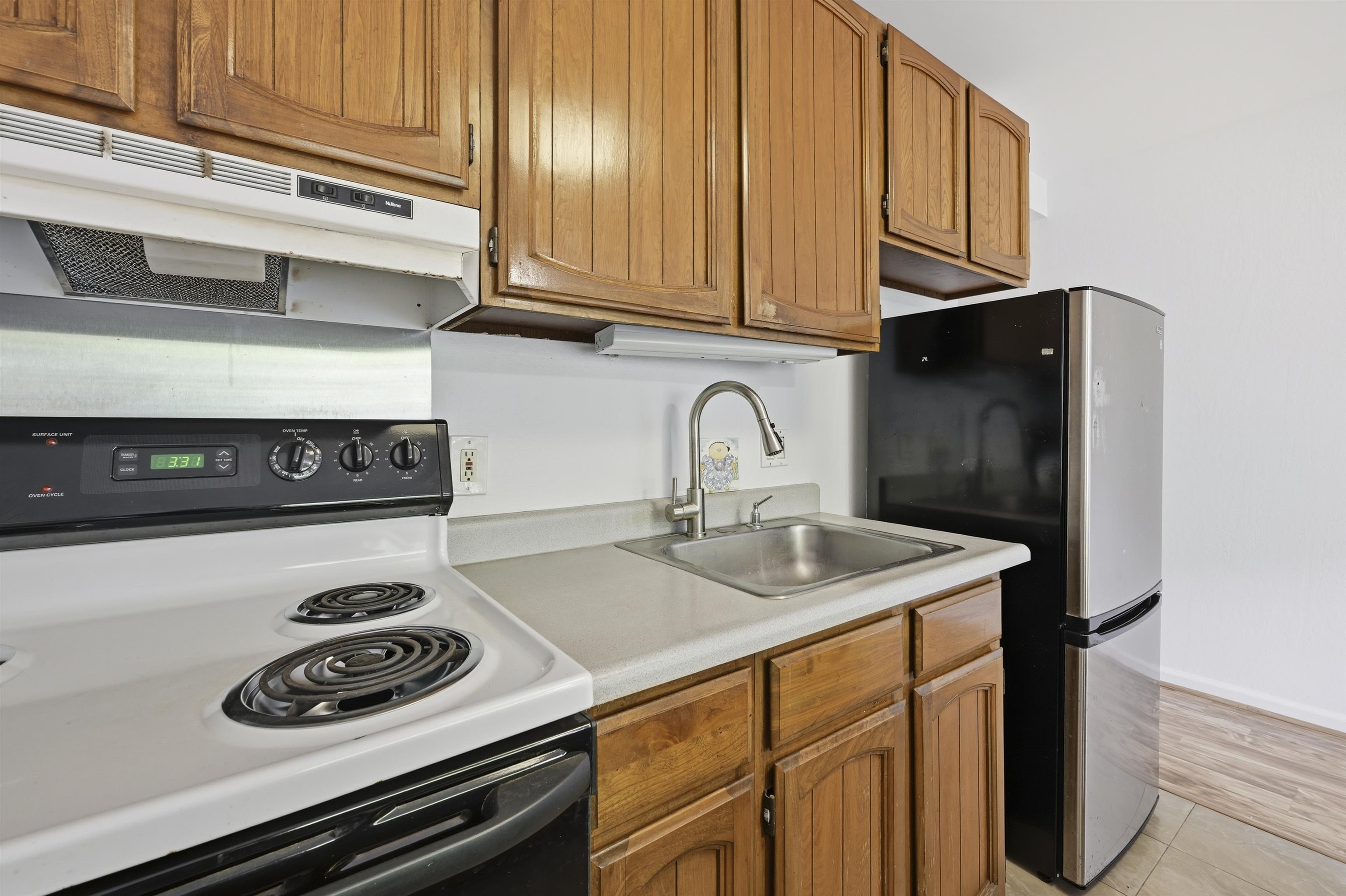 Kihei Manor condo # 102, Kihei, Hawaii - photo 9 of 18