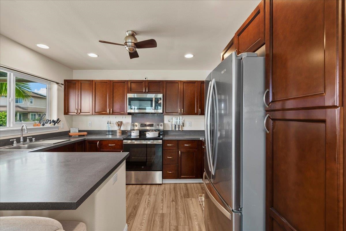 214  Alake St Traditions At Maui Lani, Kahului home - photo 14 of 27