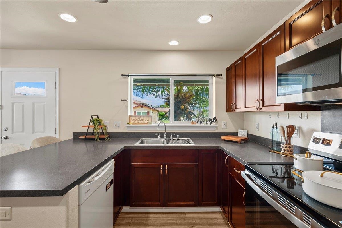 214  Alake St Traditions At Maui Lani, Kahului home - photo 15 of 27