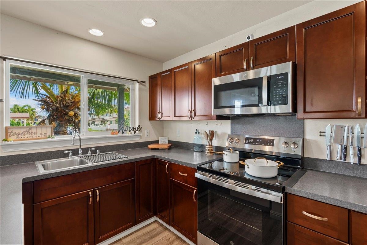 214  Alake St Traditions At Maui Lani, Kahului home - photo 16 of 27