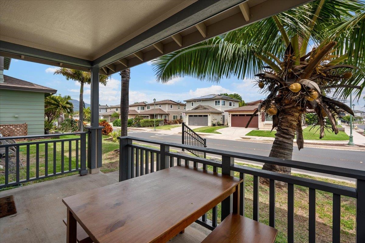 214  Alake St Traditions At Maui Lani, Kahului home - photo 7 of 27