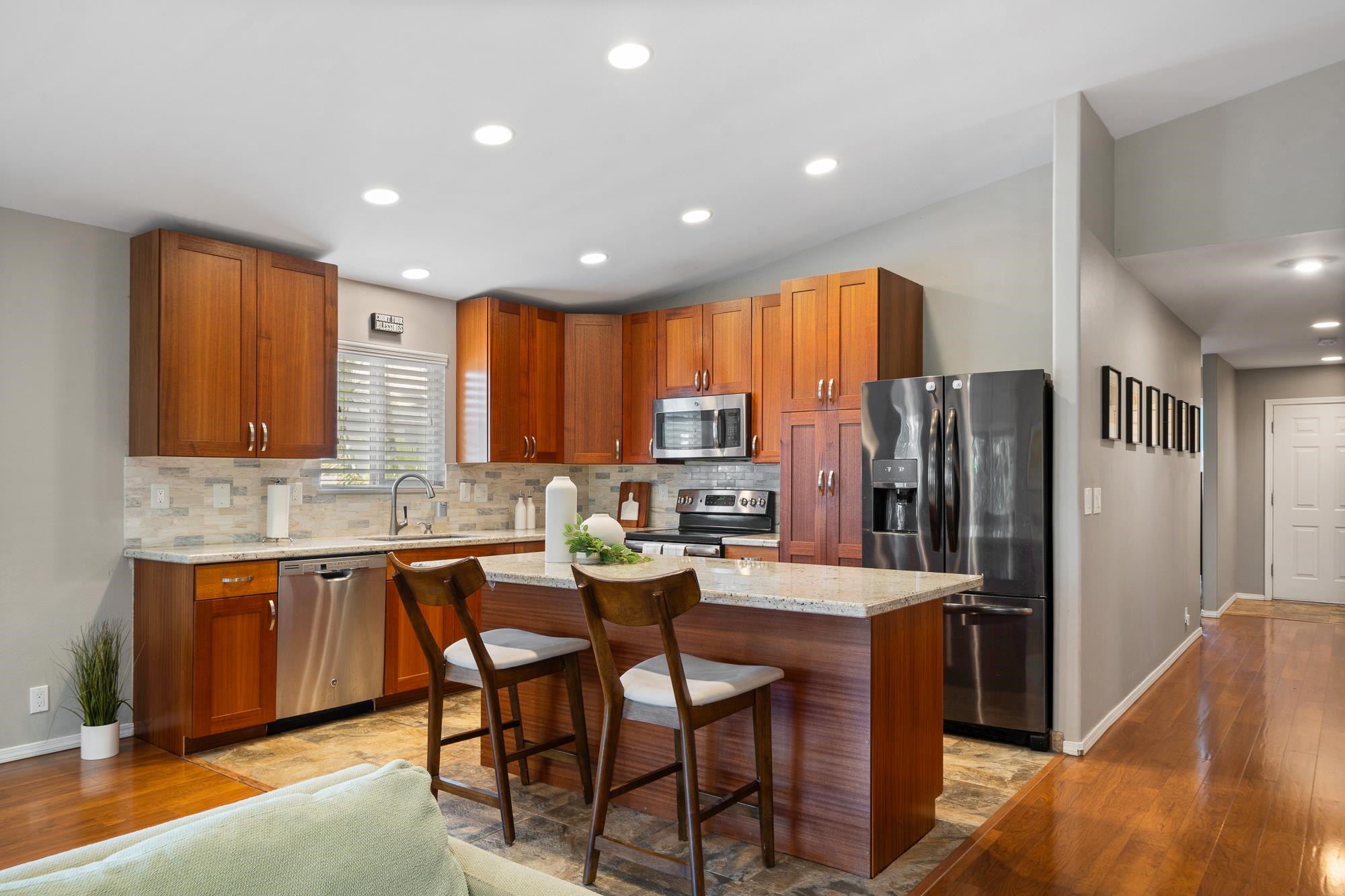 214  Kauhaa St Piilani Village, Kihei home - photo 11 of 45