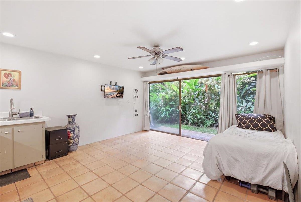 Bay Vista Apts condo # 8, Kihei, Hawaii - photo 2 of 26