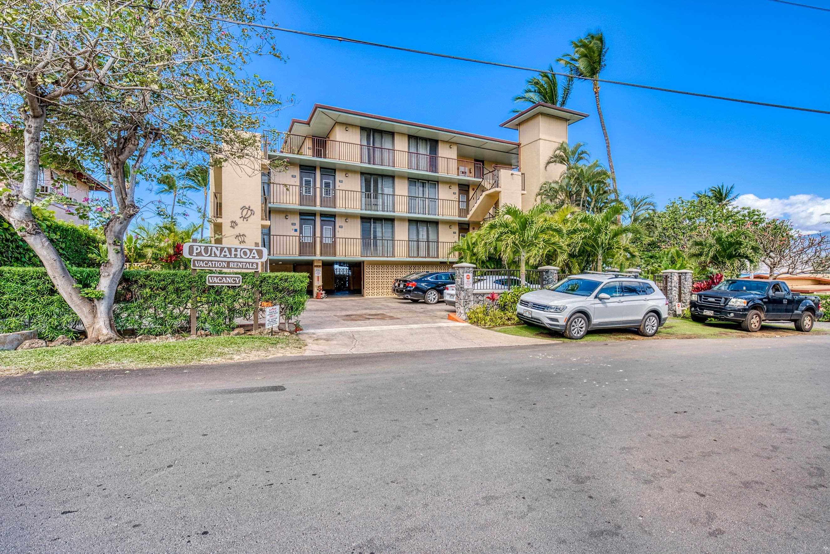 Punahoa Beach Apts condo # 201, Kihei, Hawaii - photo 19 of 23