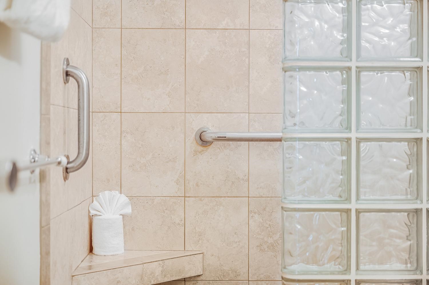 Punahoa Beach Apts condo # 204, Kihei, Hawaii - photo 19 of 42