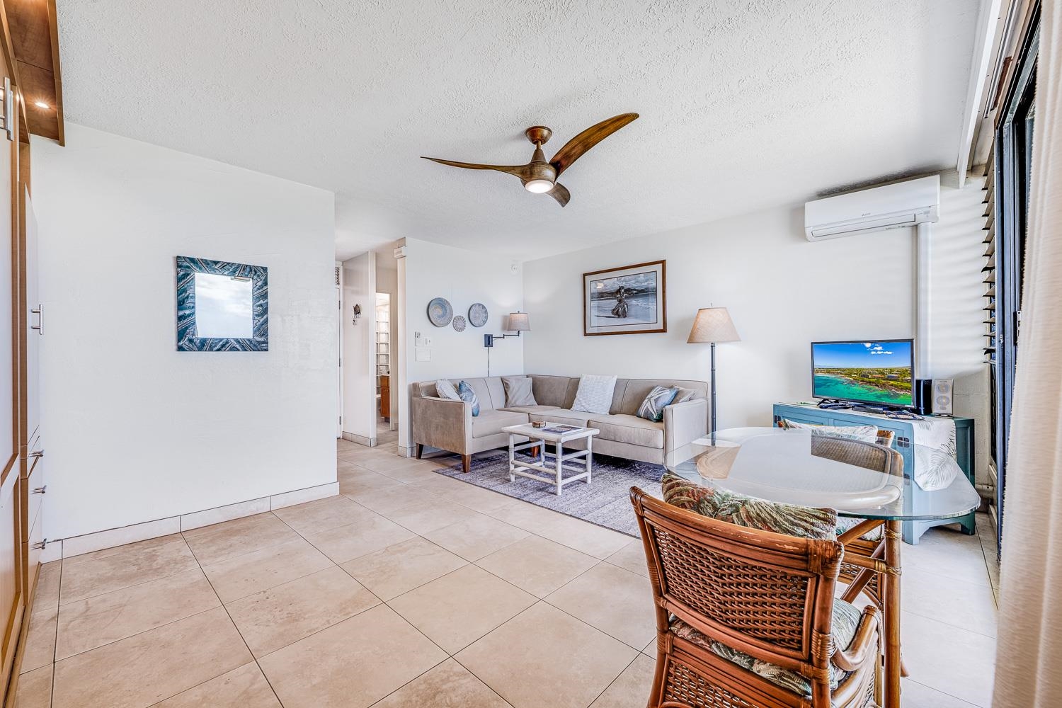 Punahoa Beach Apts condo # 204, Kihei, Hawaii - photo 24 of 42