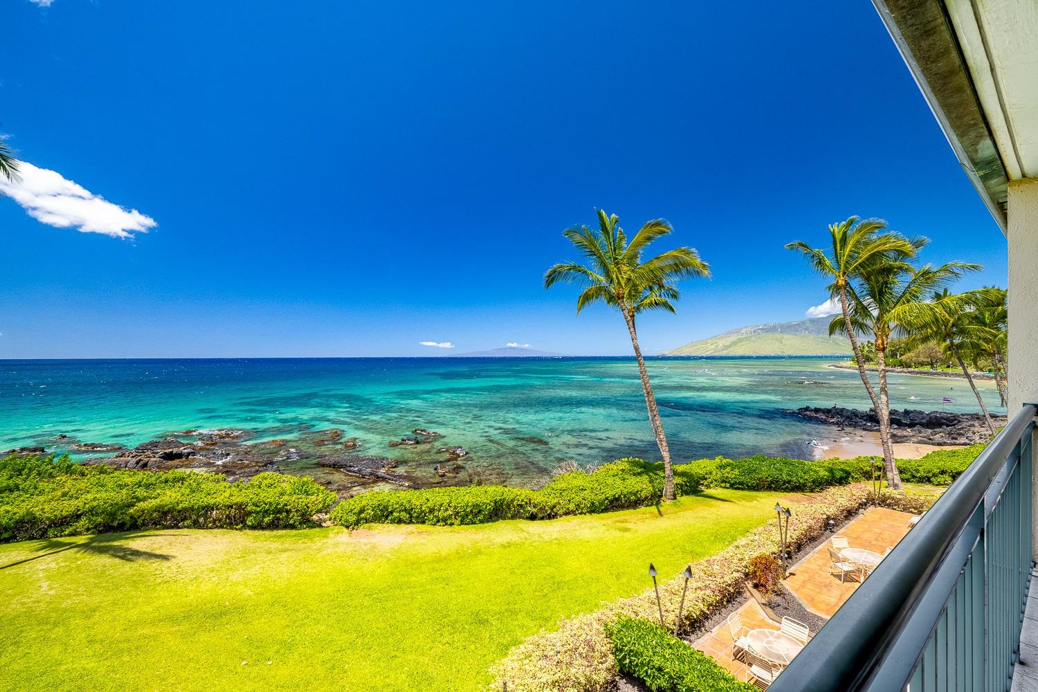 Punahoa Beach Apts condo # 302, Kihei, Hawaii - photo 3 of 48