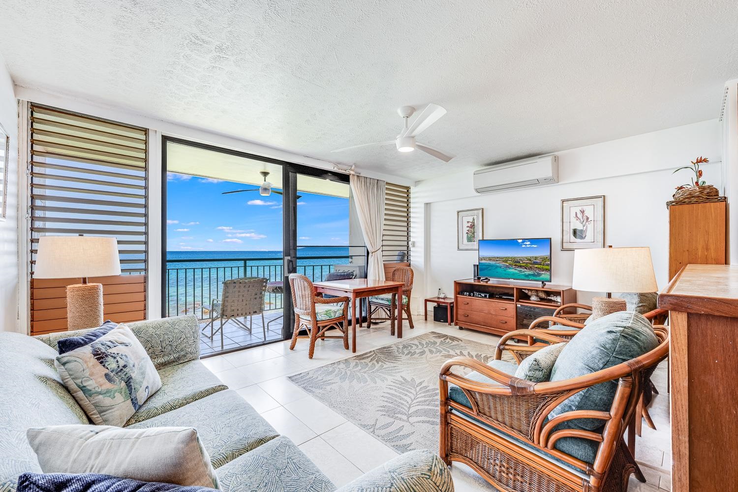 Punahoa Beach Apts condo # 302, Kihei, Hawaii - photo 5 of 48