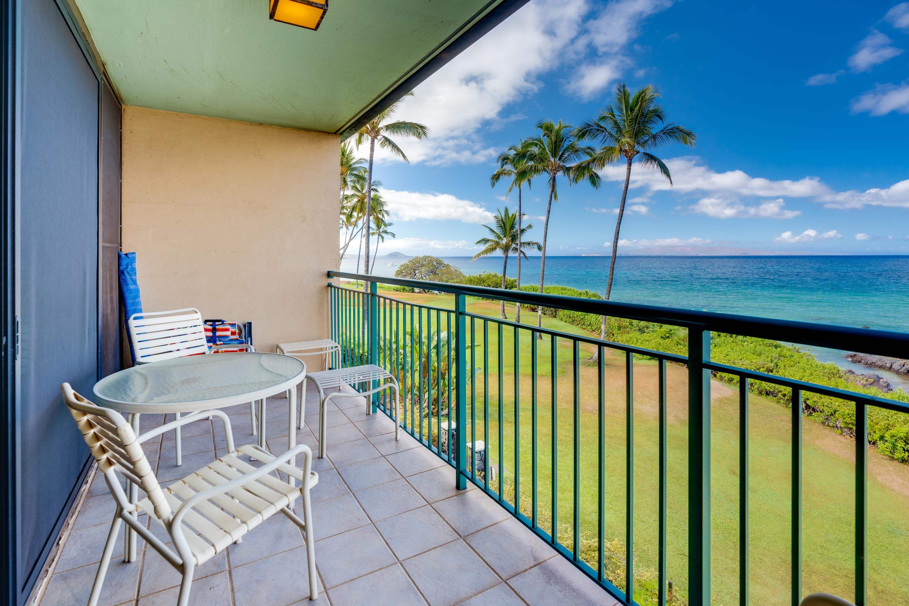 Punahoa Beach Apts condo # 303, Kihei, Hawaii - photo 3 of 25