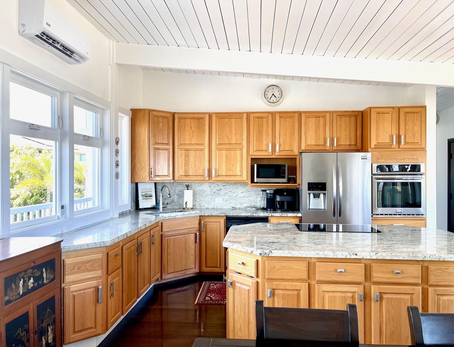 215  Aahi Pl , Molokai home - photo 4 of 47