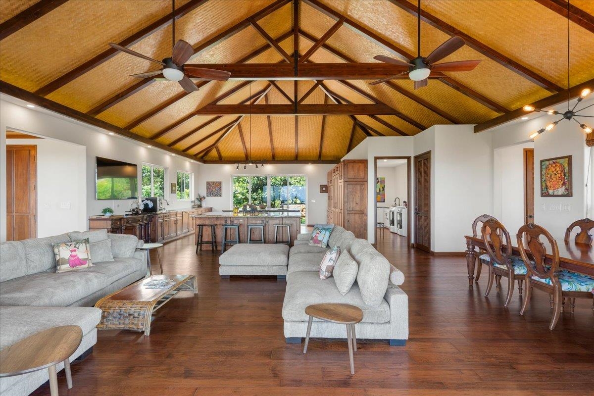 2150  Kamaile St , Wailuku home - photo 13 of 50