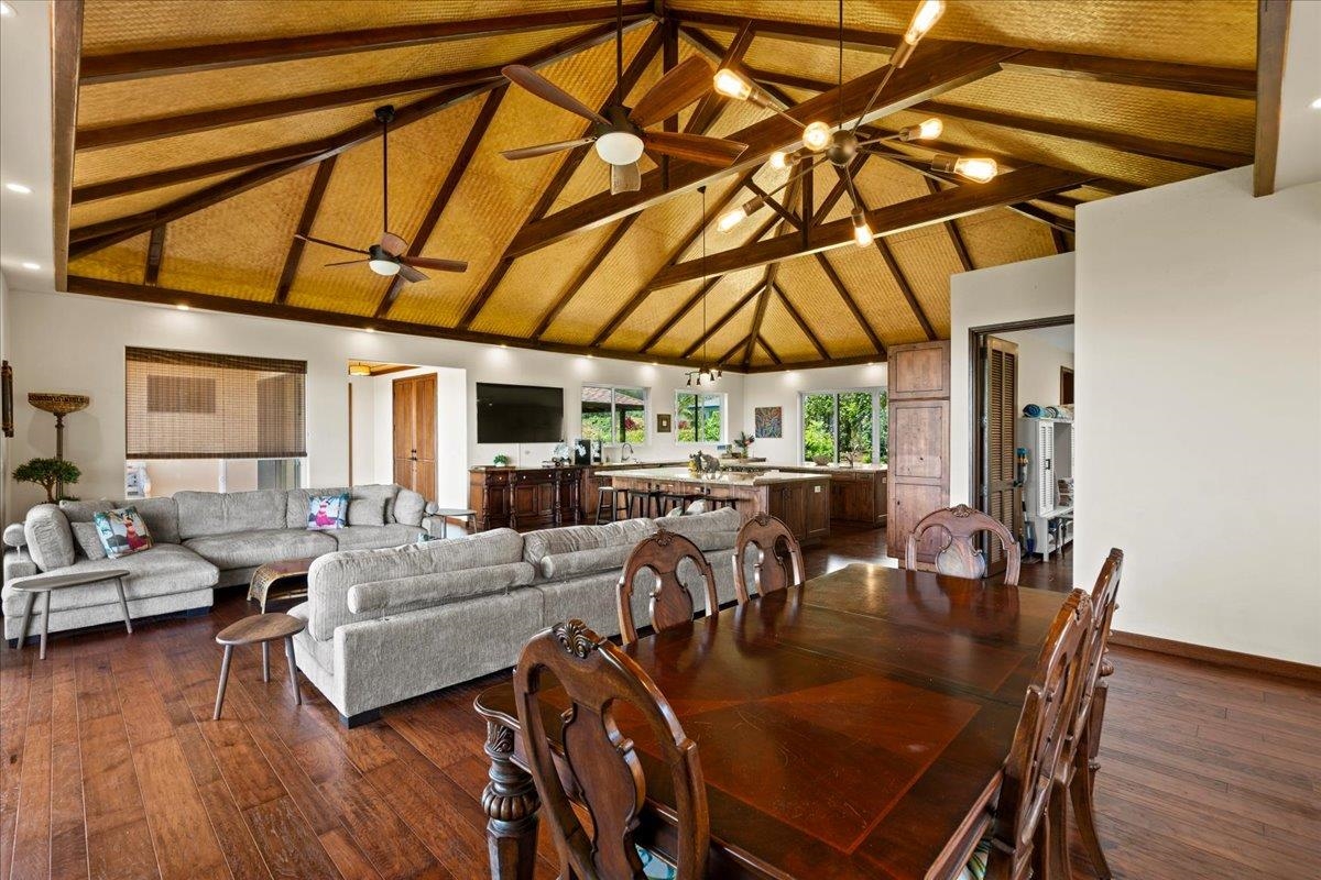 2150  Kamaile St , Wailuku home - photo 14 of 50