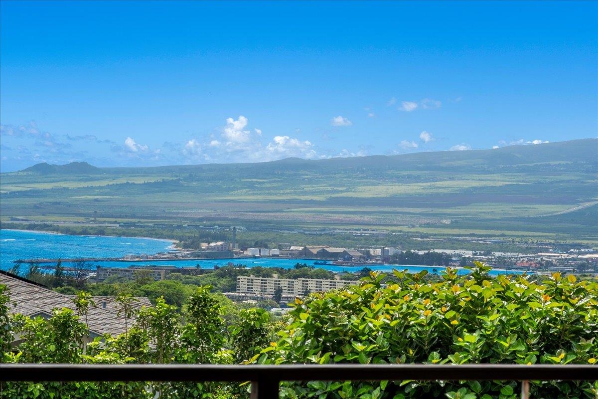 2150  Kamaile St , Wailuku home - photo 16 of 50