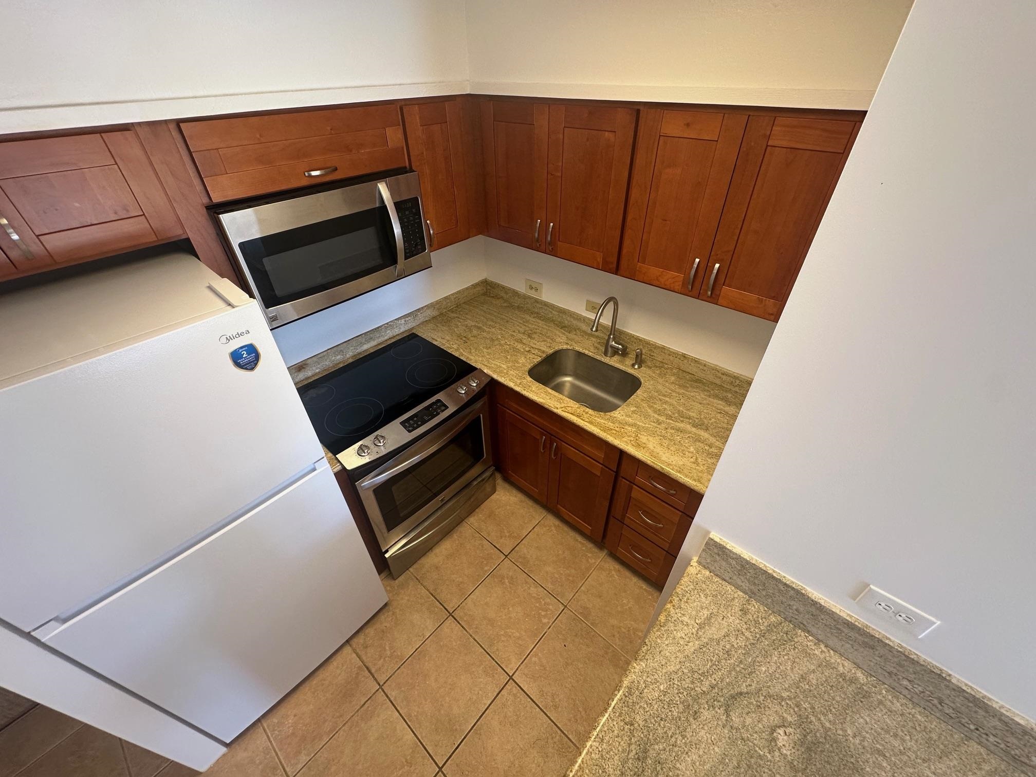 Wailuku Townhouses condo # 305, Wailuku, Hawaii - photo 5 of 16