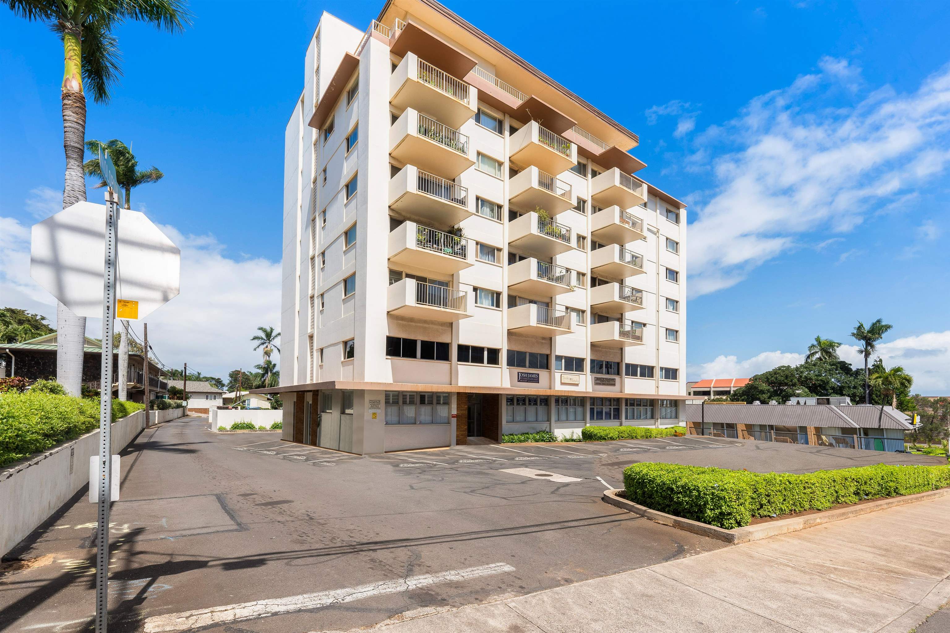 Wailuku Townhouses condo # 704, Wailuku, Hawaii - photo 2 of 32