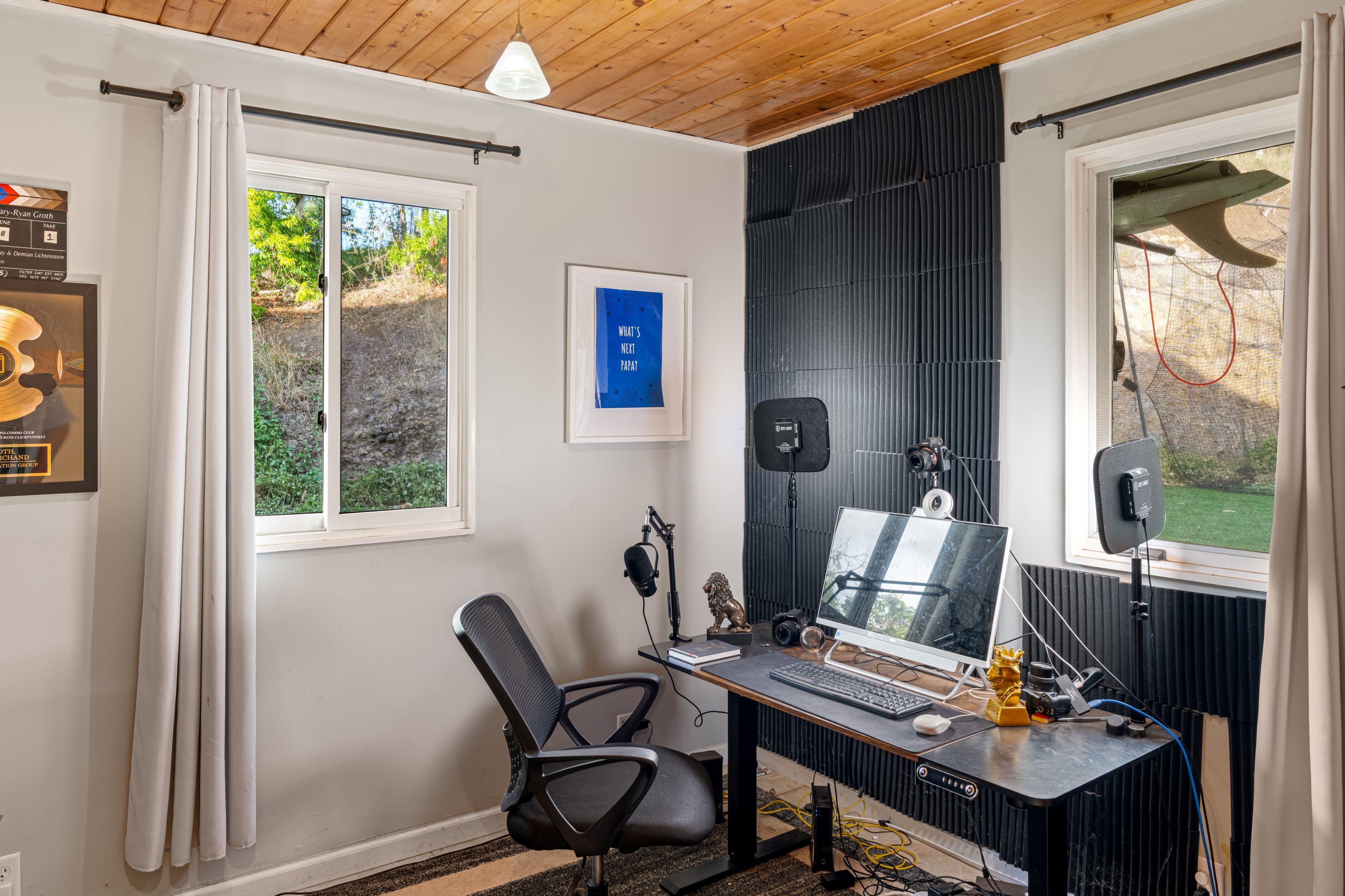 216  Keoni Pl , Kula/Ulupalakua/Kanaio home - photo 15 of 29