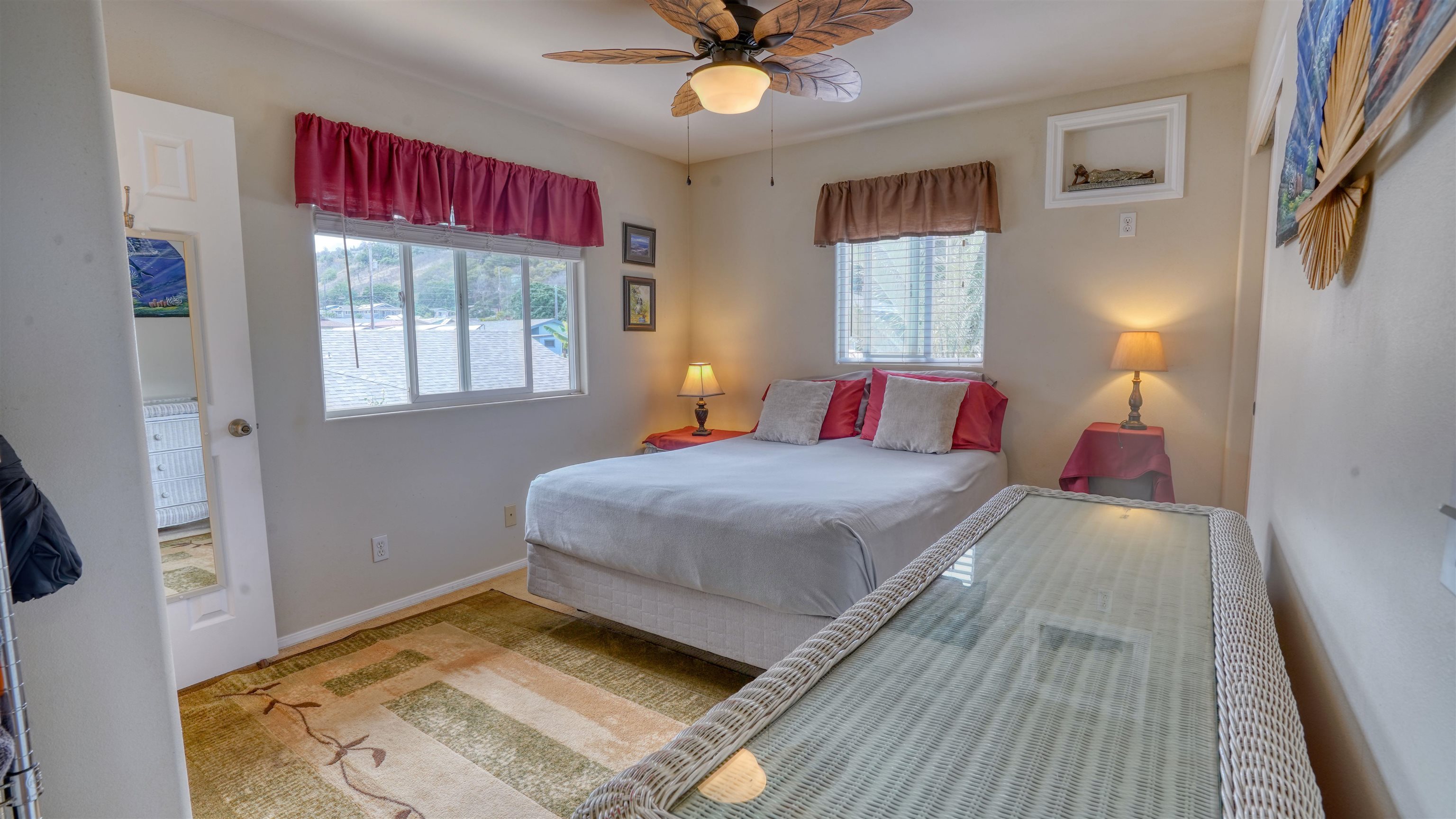 2170  Kahawai St Happy Valley, Wailuku home - photo 21 of 49