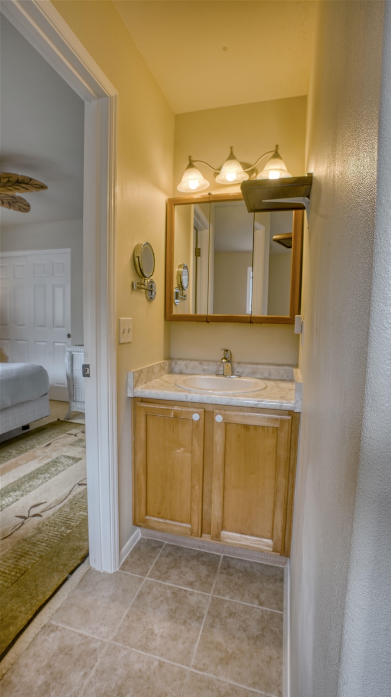 2170  Kahawai St Happy Valley, Wailuku home - photo 21 of 47