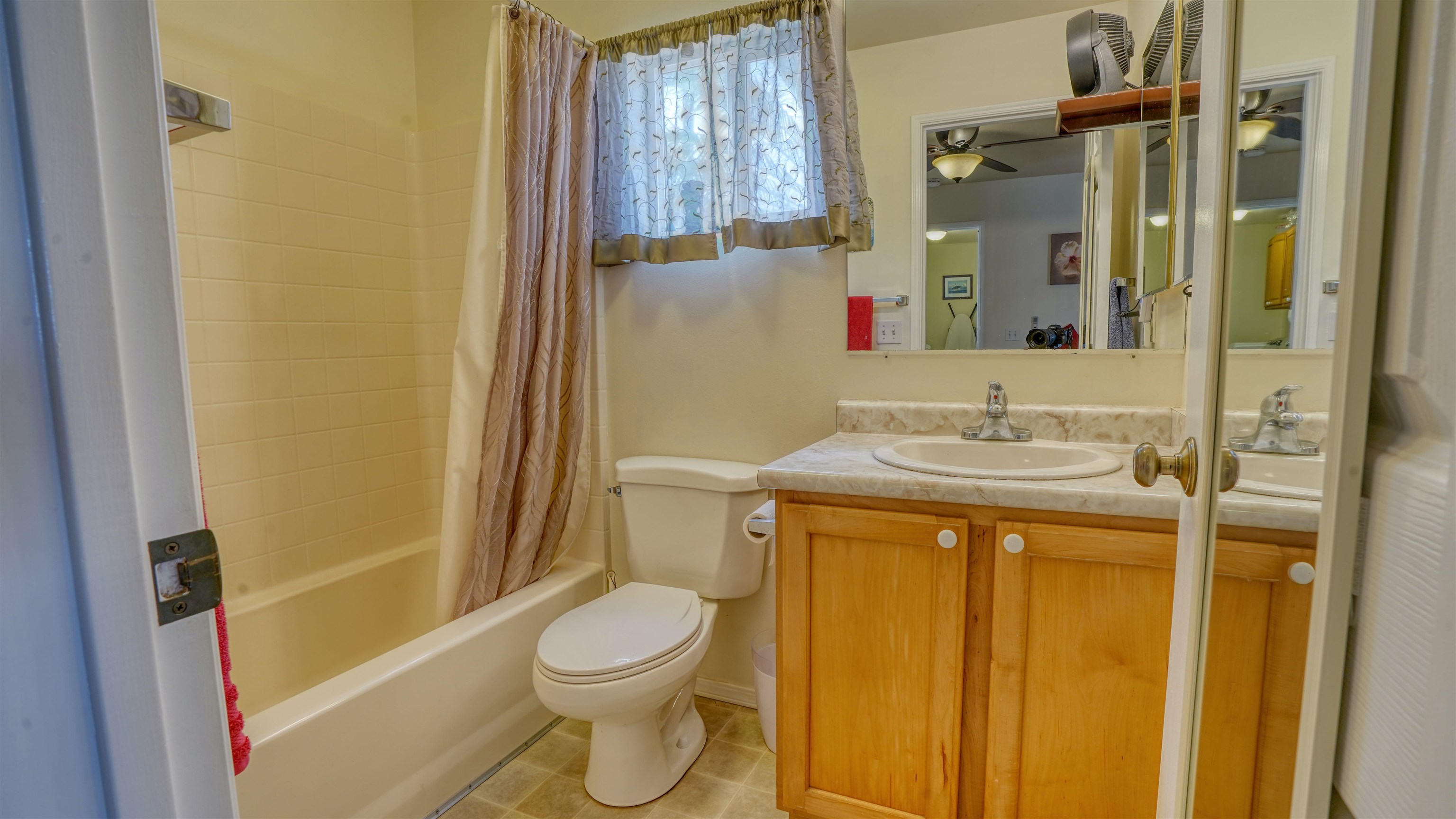 2170  Kahawai St Happy Valley, Wailuku home - photo 36 of 49