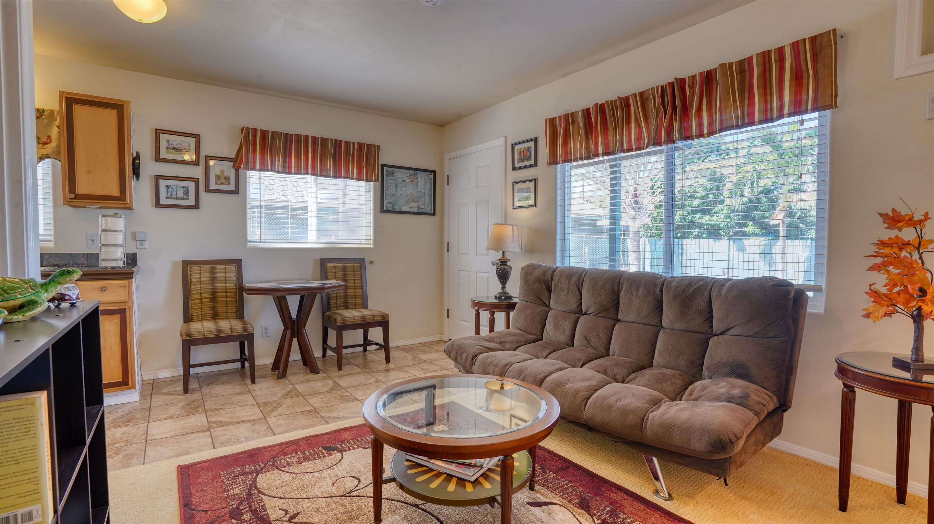 2170  Kahawai St Happy Valley, Wailuku home - photo 39 of 49