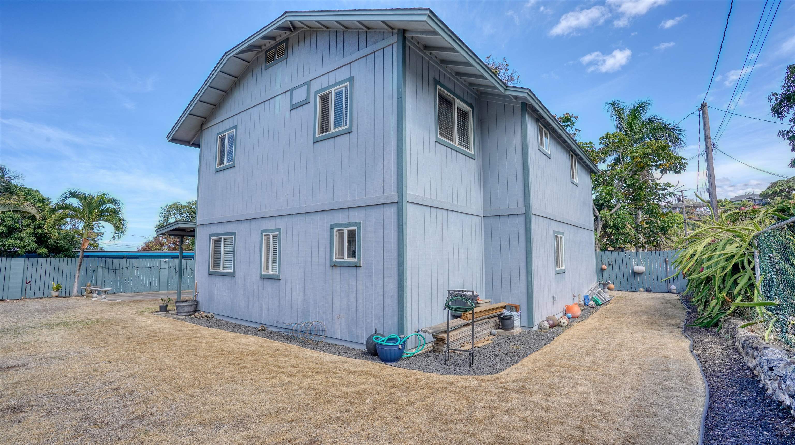 2170  Kahawai St Happy Valley, Wailuku home - photo 46 of 49