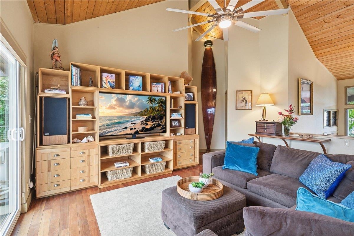 2174  Aluna Pl , Kihei home - photo 6 of 50