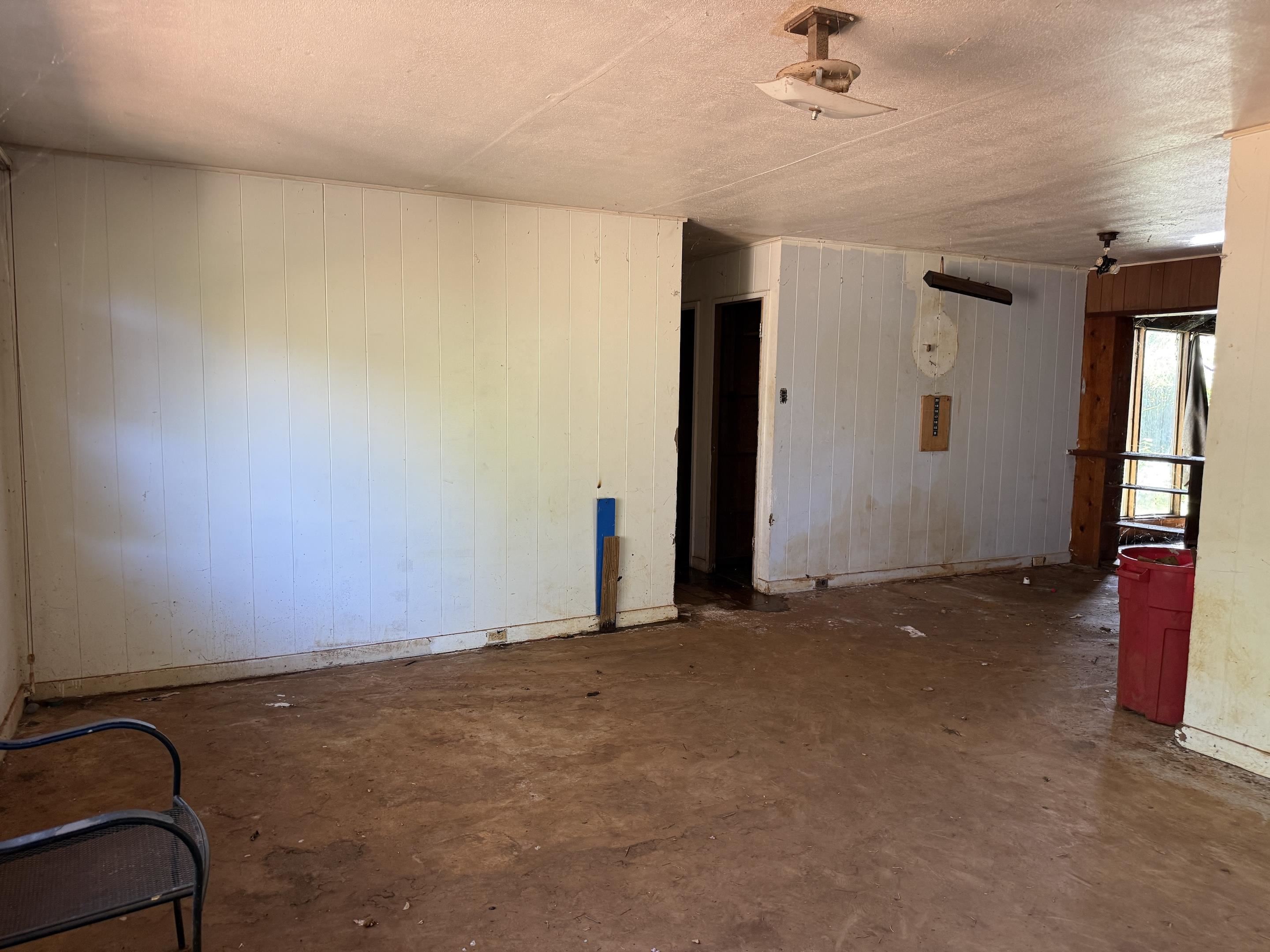 2175  Kauhikoa Rd , Haiku home - photo 2 of 12