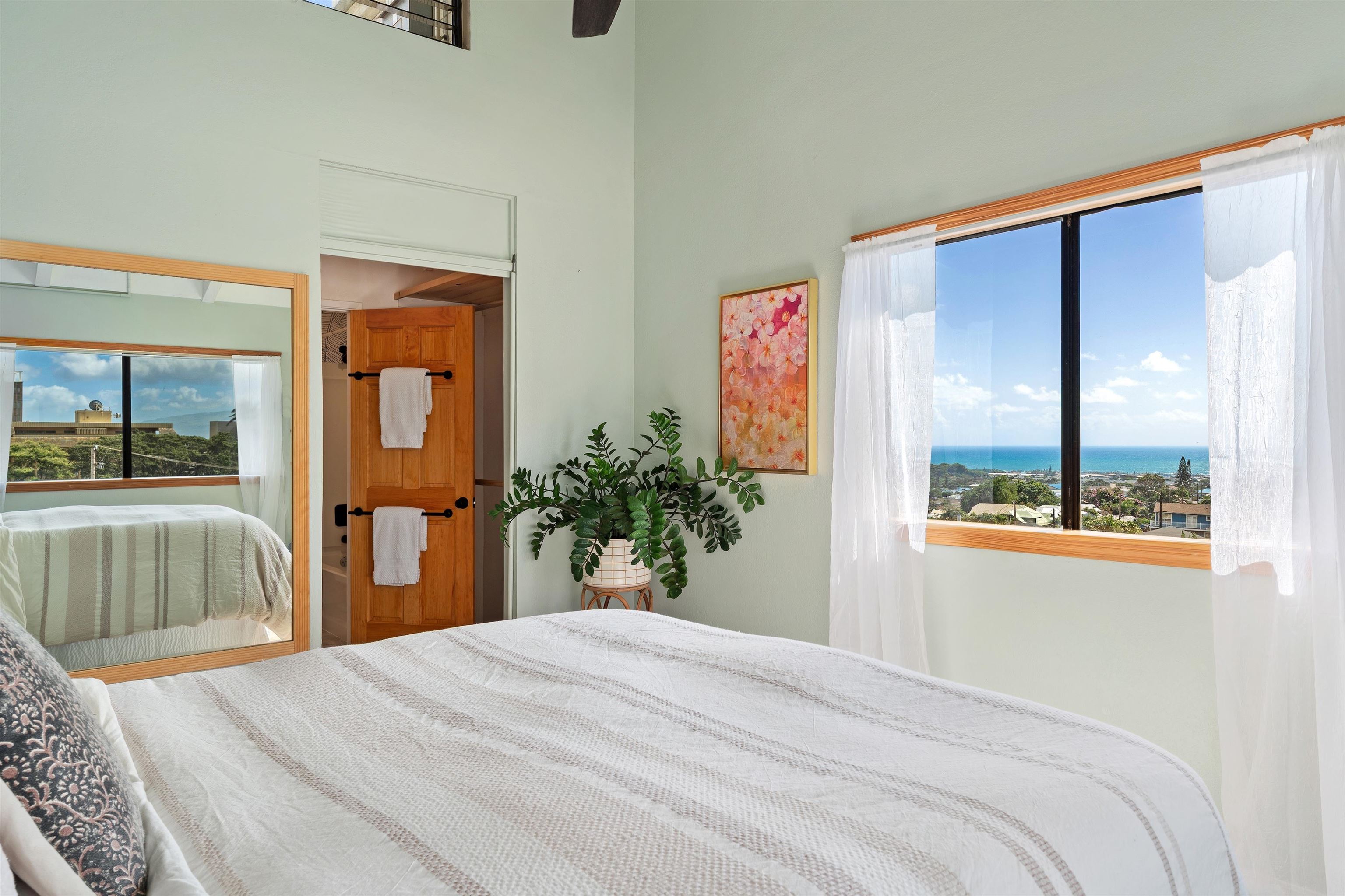 Iao Gardens condo # 302, Wailuku, Hawaii - photo 2 of 38
