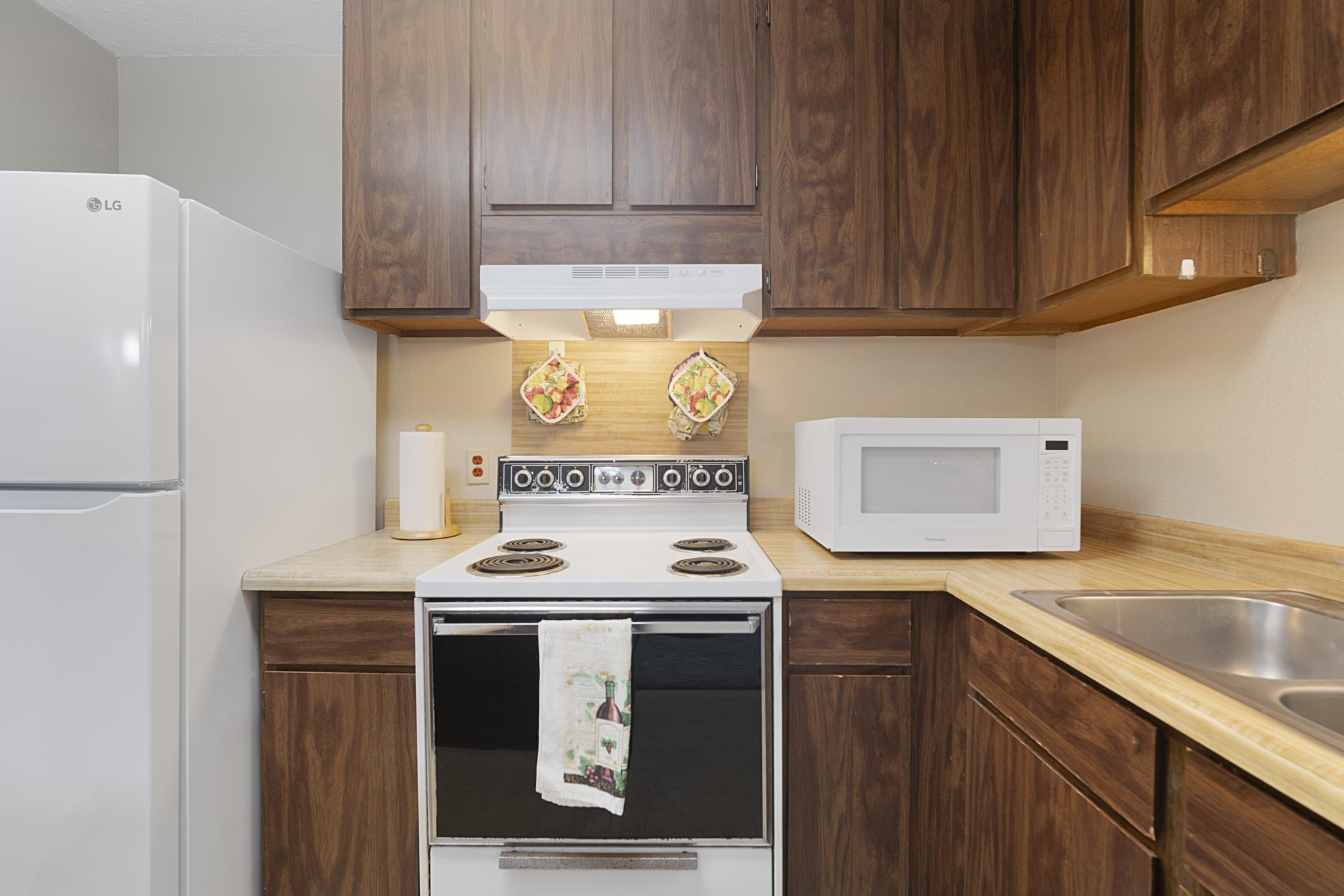 Iao Gardens condo # 307, Wailuku, Hawaii - photo 7 of 29