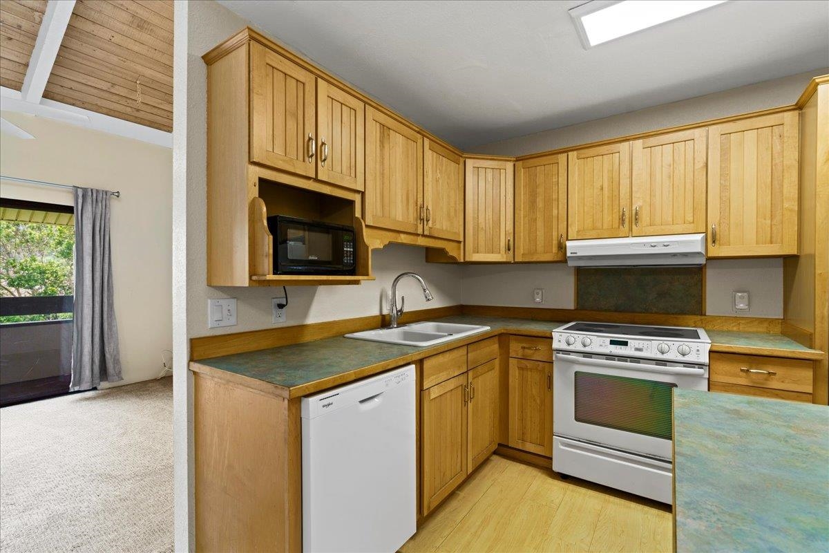 Iao Gardens condo # 308, Wailuku, Hawaii - photo 15 of 41
