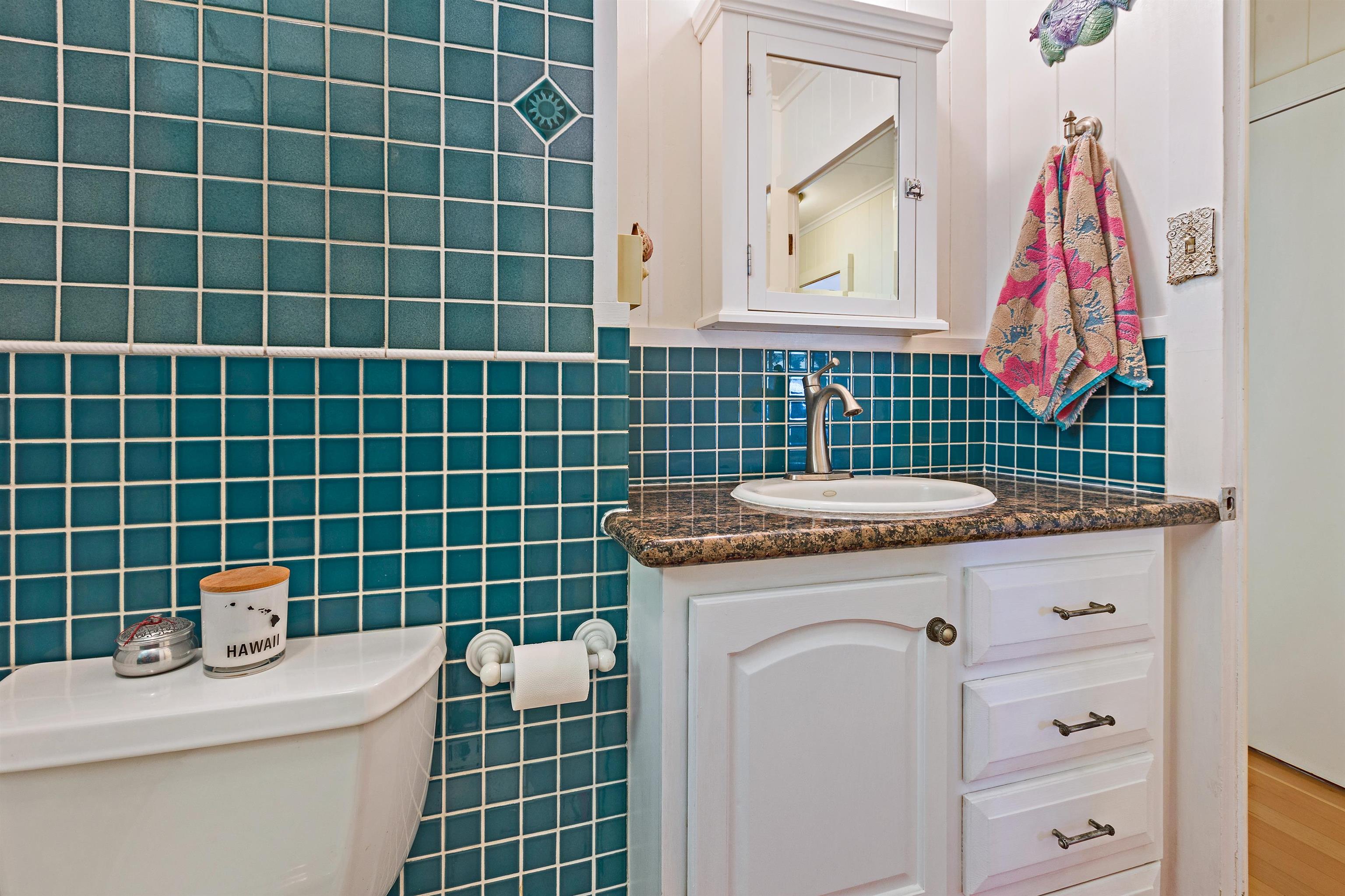 219  Ekoa Pl Wailuku Heights, Wailuku home - photo 13 of 44