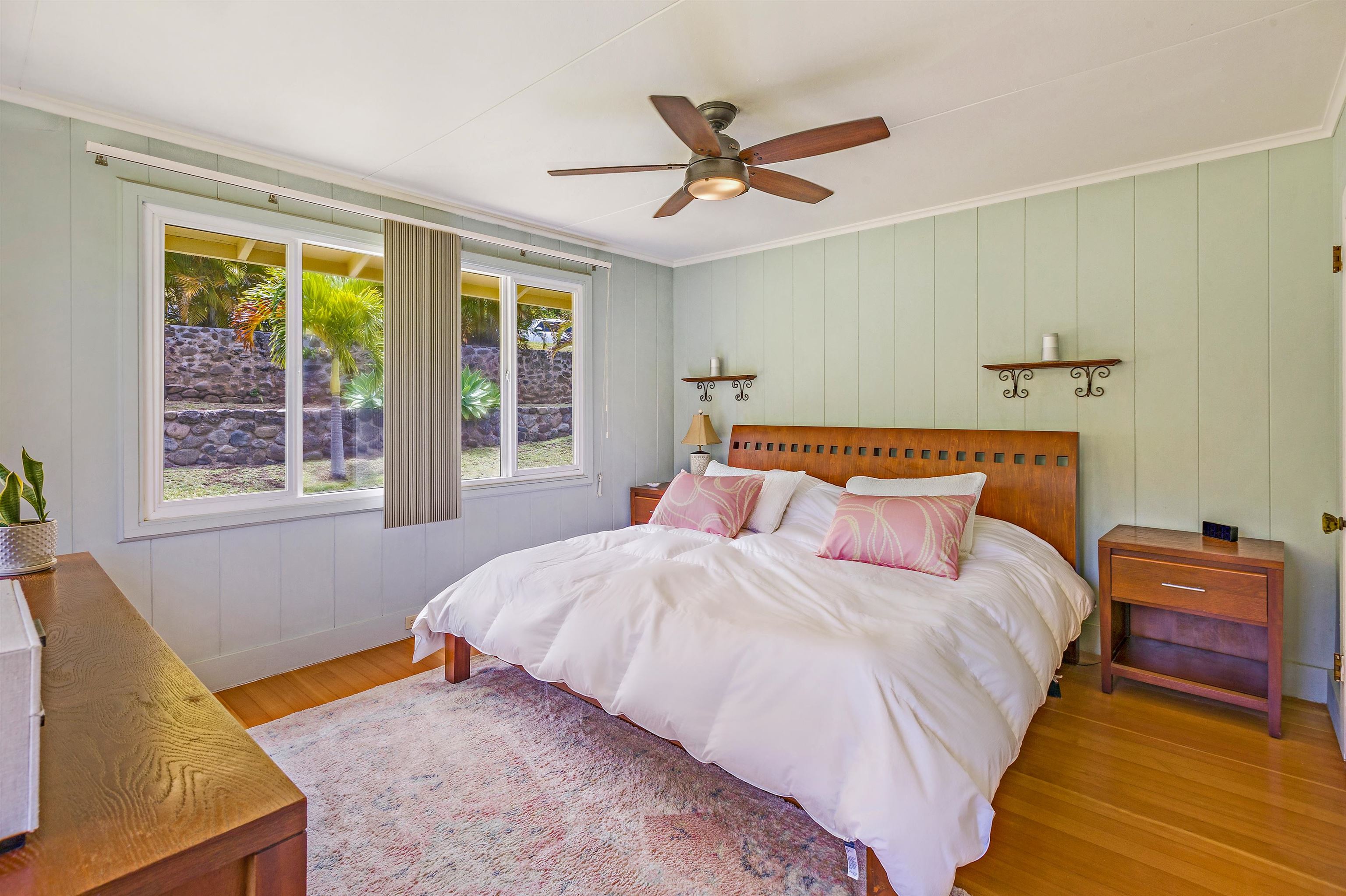 219  Ekoa Pl Wailuku Heights, Wailuku home - photo 13 of 50