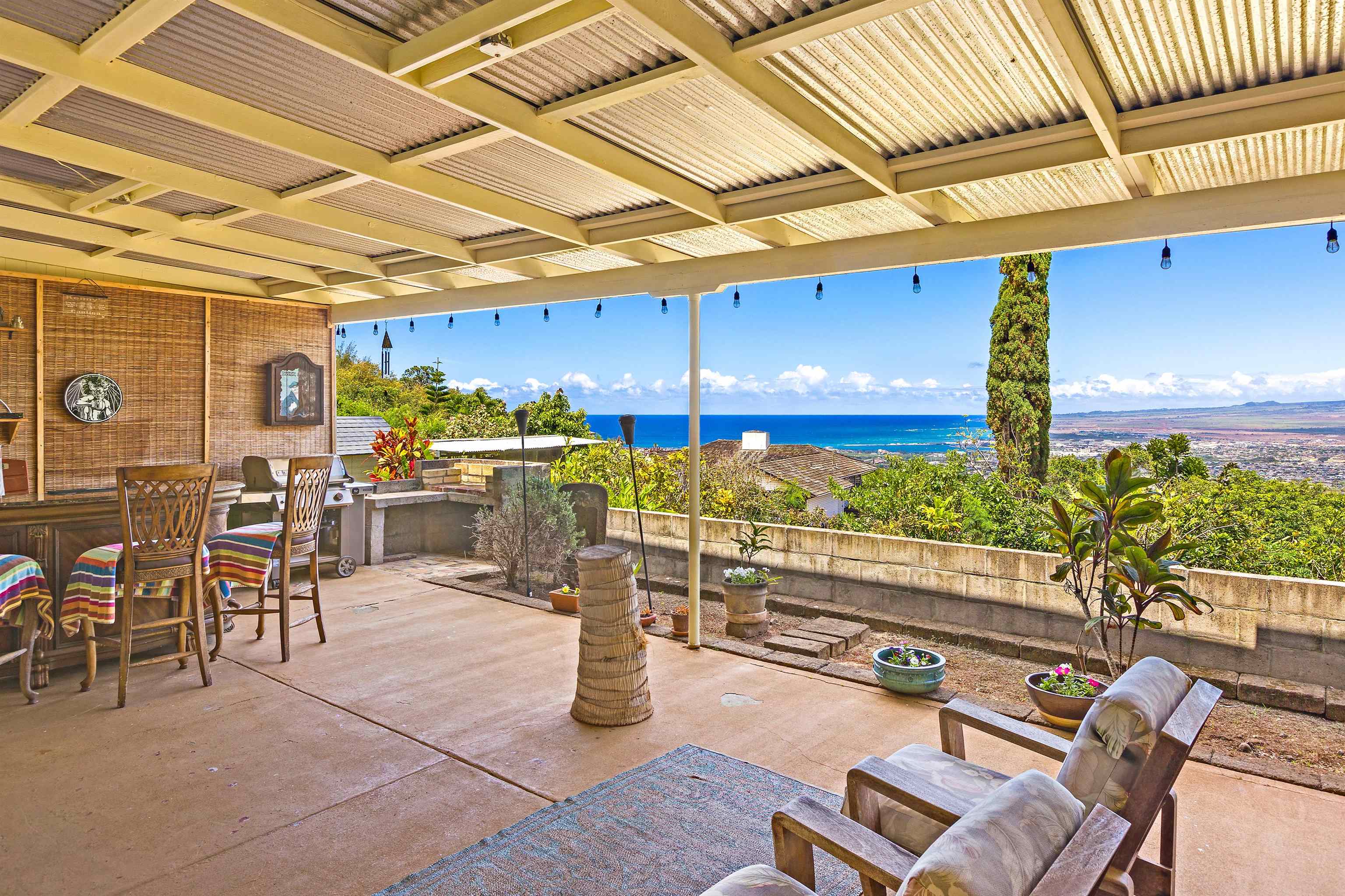 219  Ekoa Pl Wailuku Heights, Wailuku home - photo 5 of 44