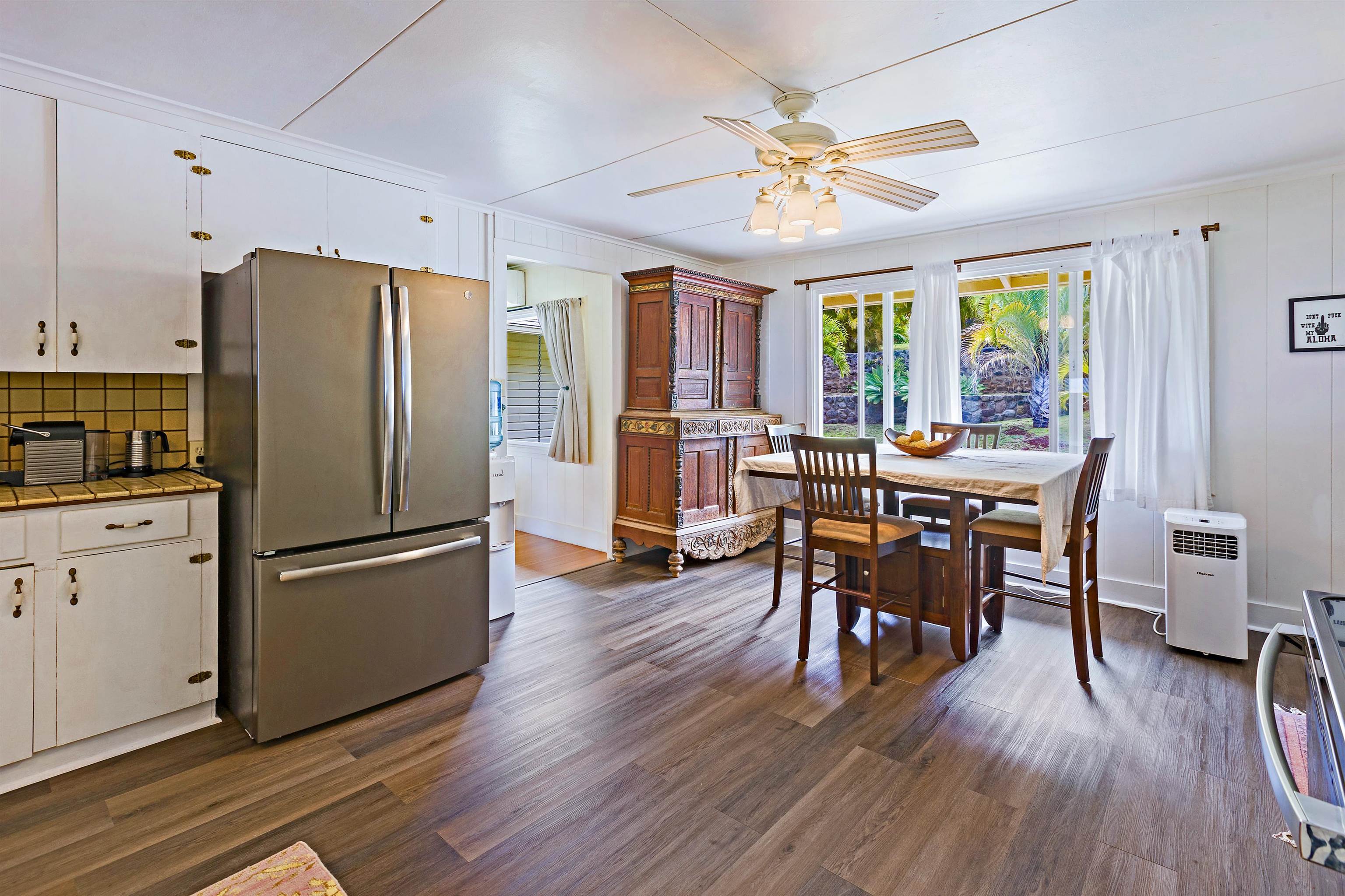 219  Ekoa Pl Wailuku Heights, Wailuku home - photo 8 of 44