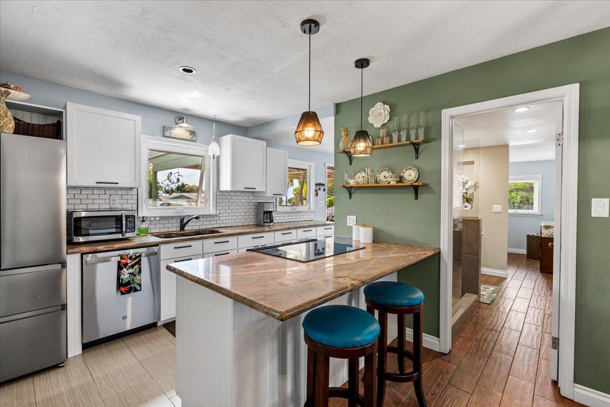 219  Hoohale Pl , Kihei home - photo 2 of 42