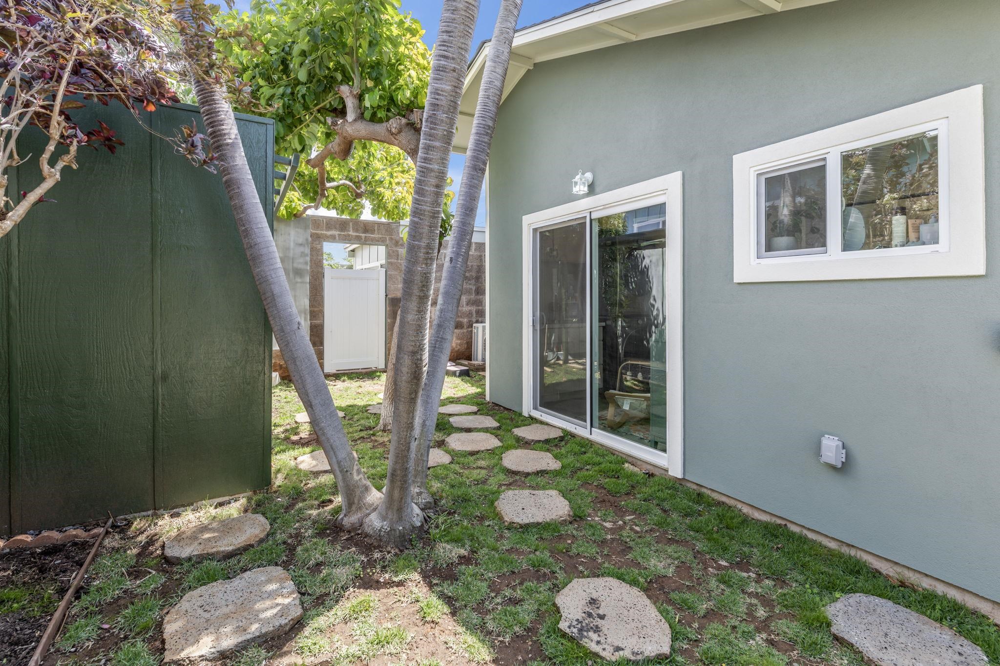 219  Kenolio Rd North Kihei, Kihei home - photo 22 of 41