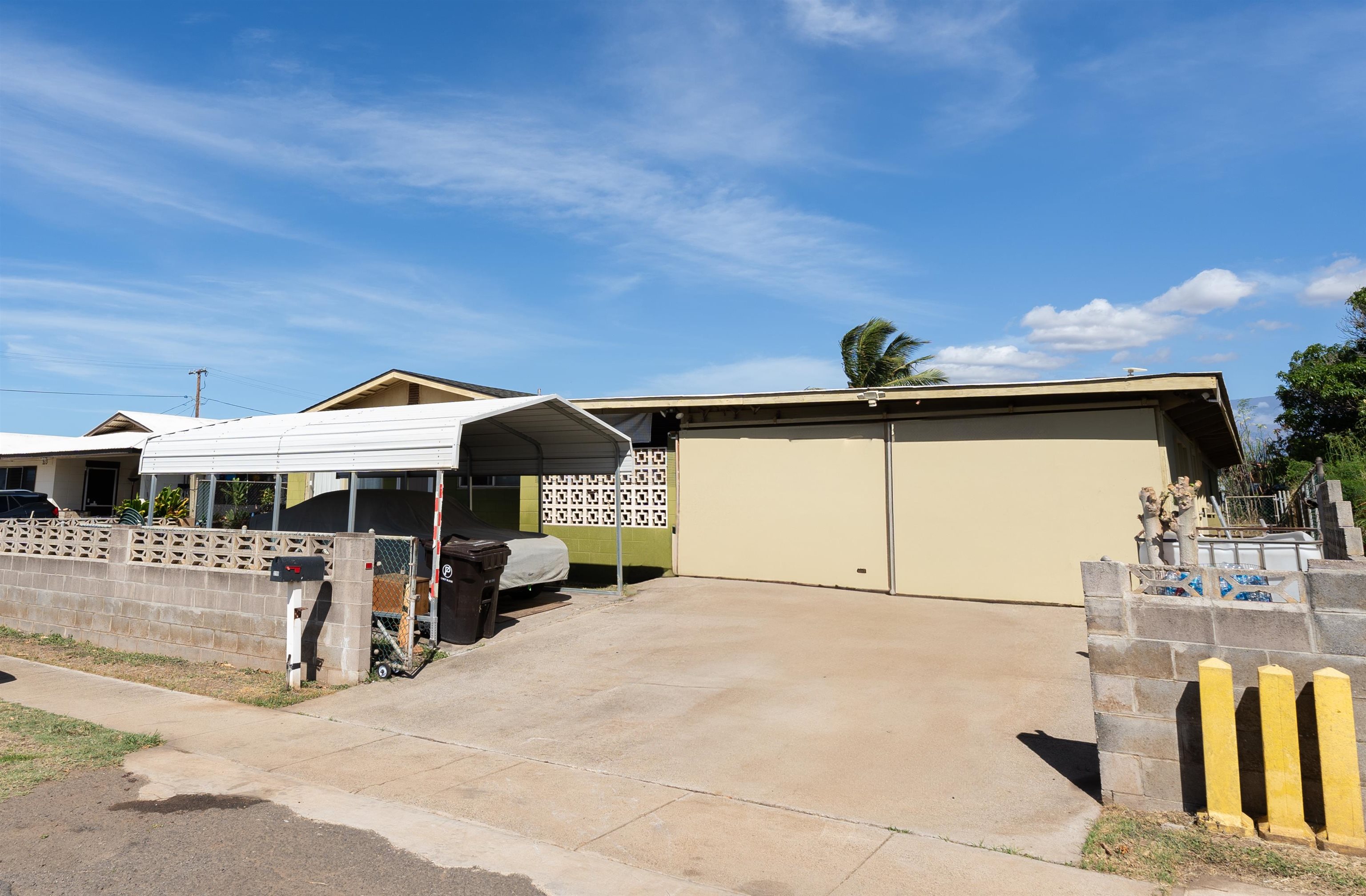 219  Molokai Akau St Kahului, Kahului home - photo 22 of 25