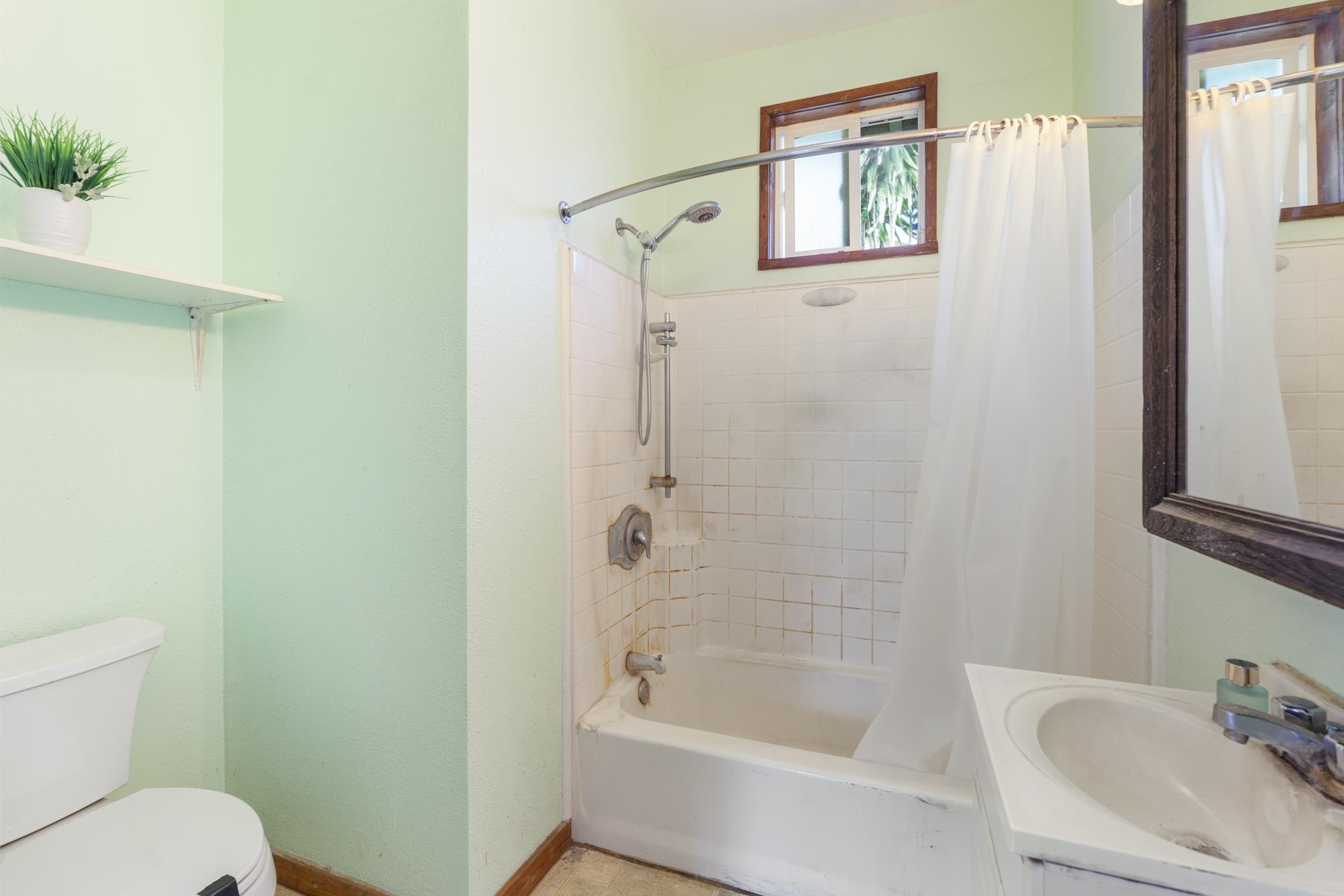 219  Momi Pl , Wailuku home - photo 18 of 35
