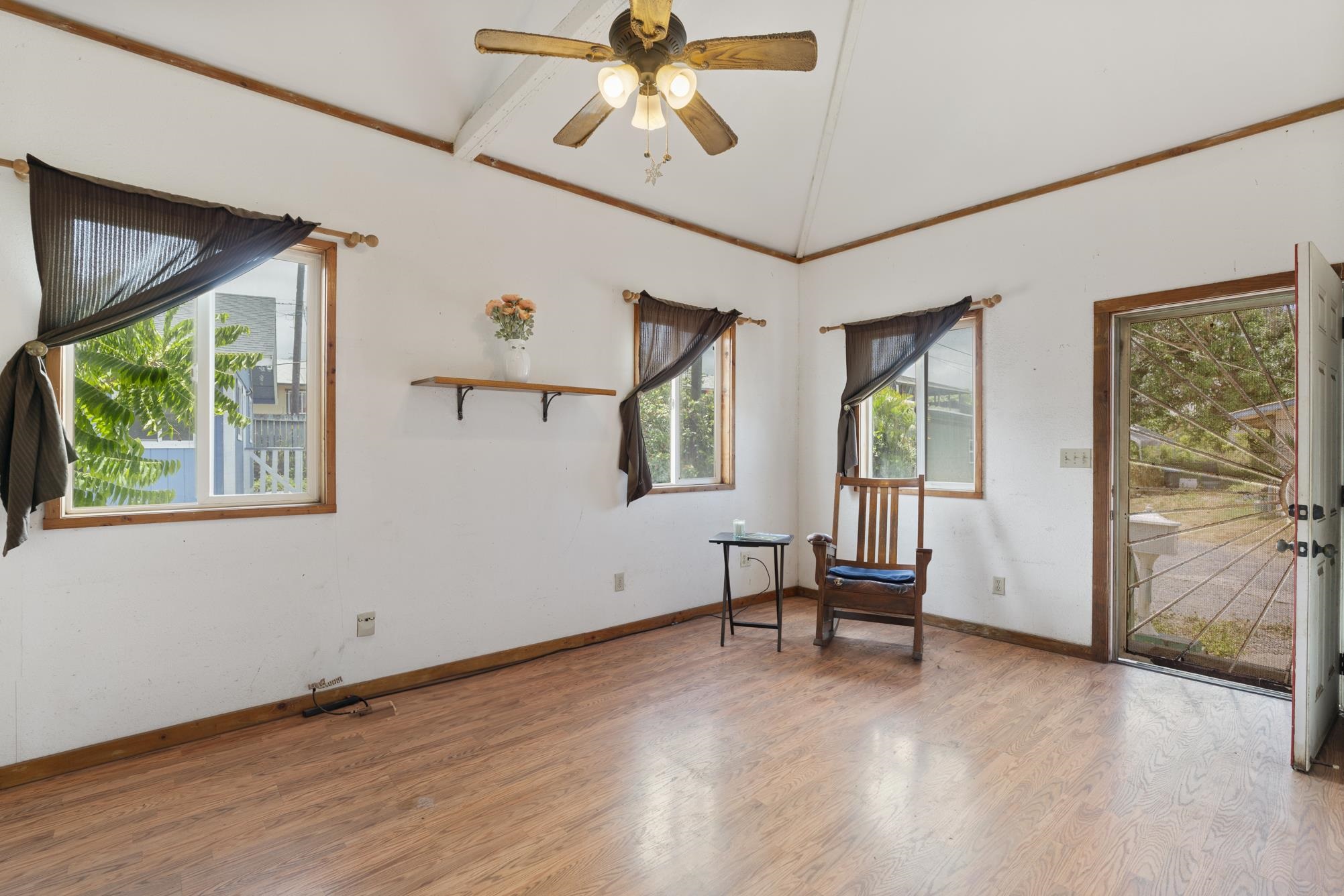 219  Momi Pl , Wailuku home - photo 4 of 35
