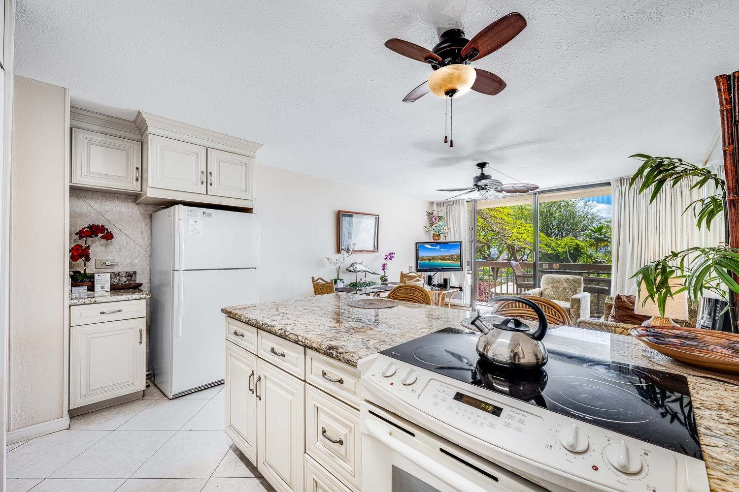 Maui Vista condo # 1206, Kihei, Hawaii - photo 13 of 42