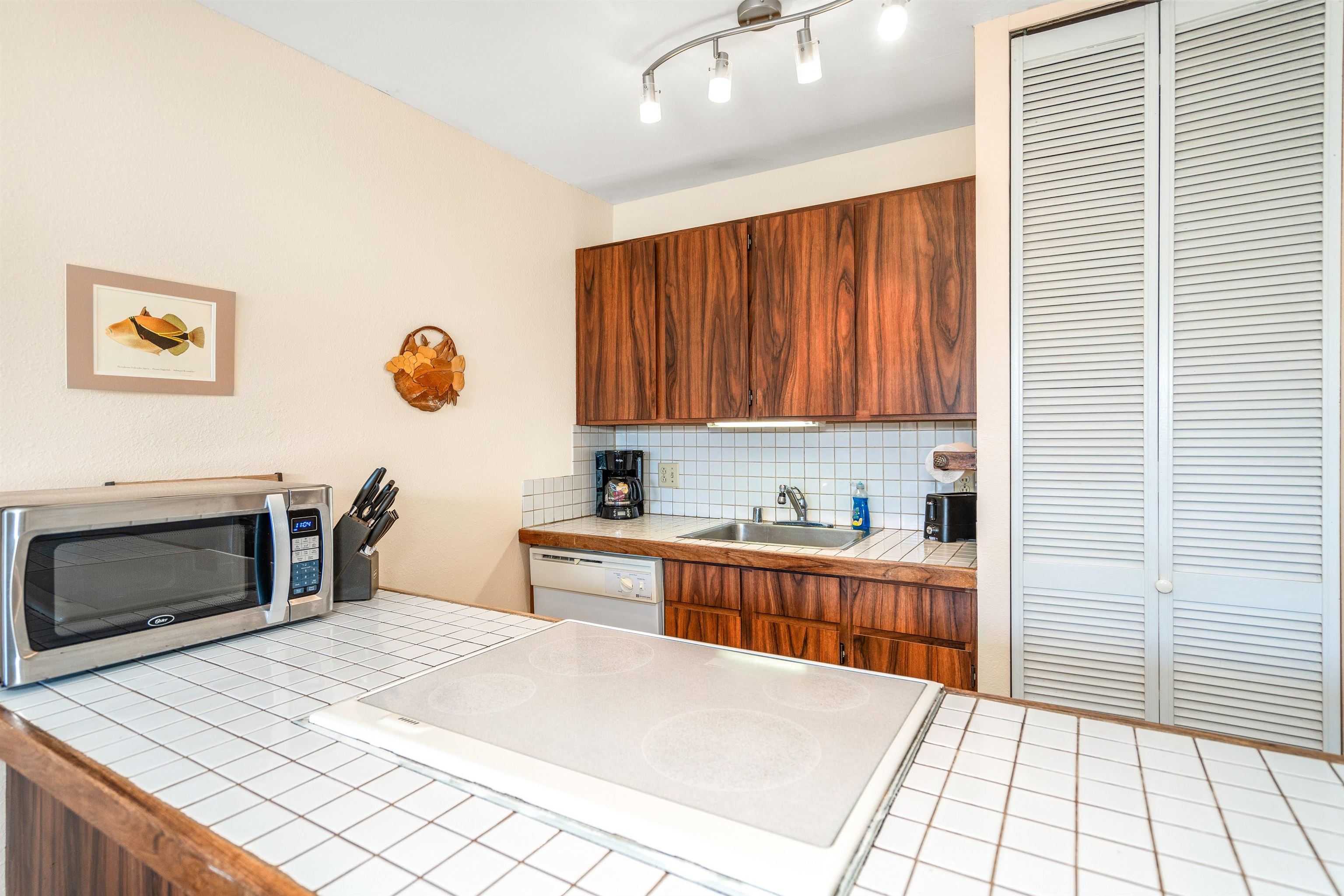 Maui Vista condo # 2112, Kihei, Hawaii - photo 9 of 29