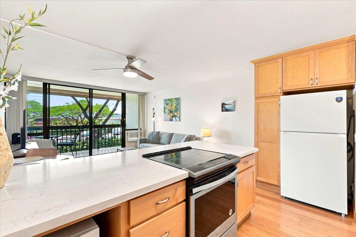 Maui Vista condo # 2215, Kihei, Hawaii - photo 13 of 25