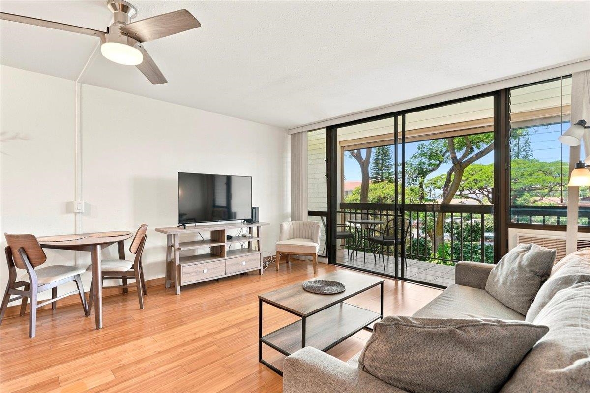 Maui Vista condo # 2215, Kihei, Hawaii - photo 6 of 25
