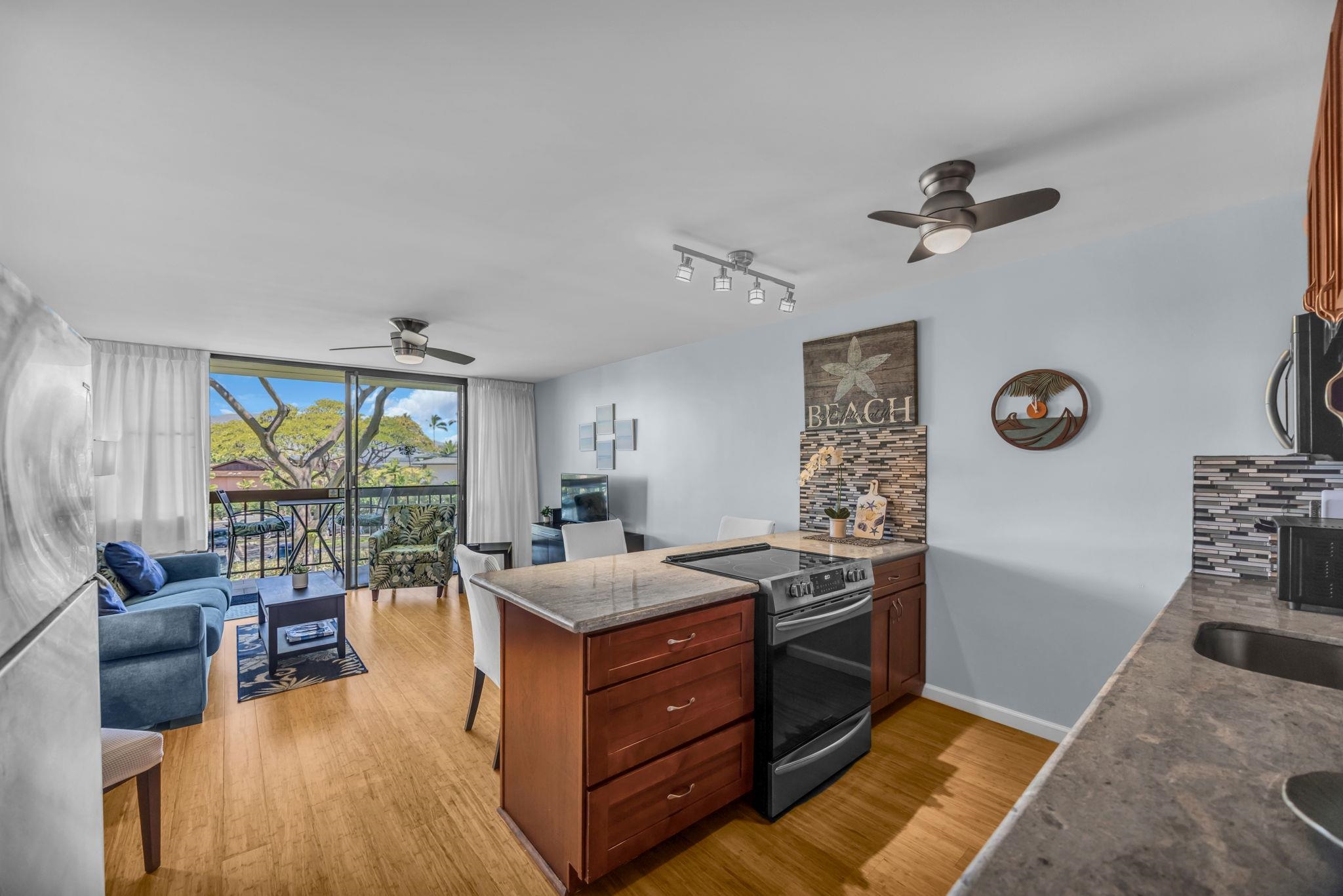 Maui Vista condo # 2216, Kihei, Hawaii - photo 3 of 25