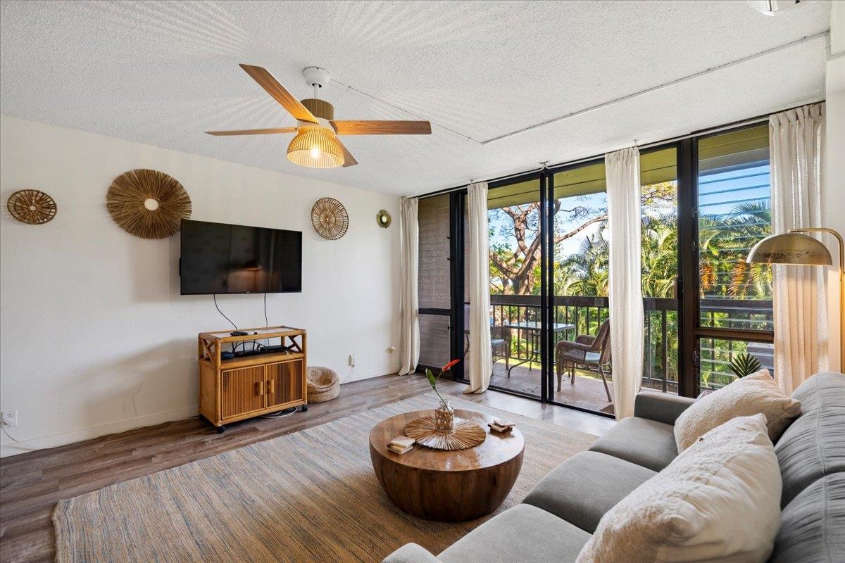 Maui Vista condo # 2223, Kihei, Hawaii - photo 2 of 29
