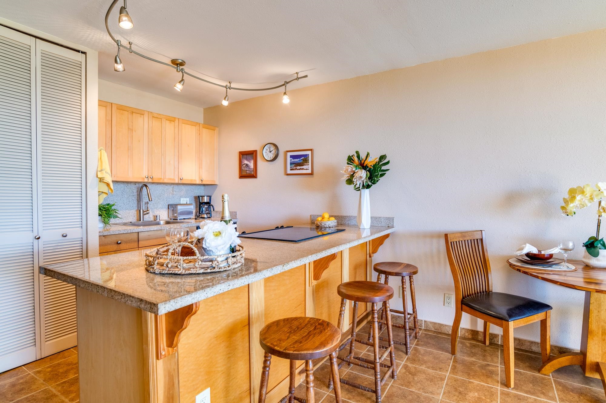 Maui Vista condo # 2317, Kihei, Hawaii - photo 5 of 32