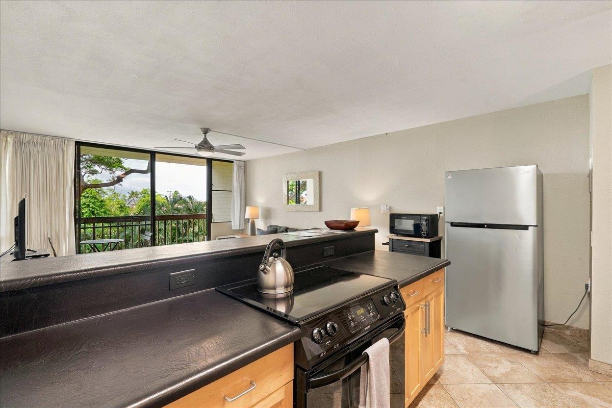 Maui Vista condo # 2321, Kihei, Hawaii - photo 14 of 30